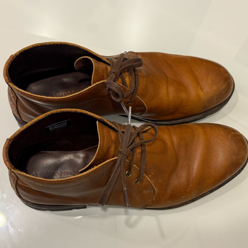 Allen Edmonds Brown Chukka Boots - Picture 3 of 11